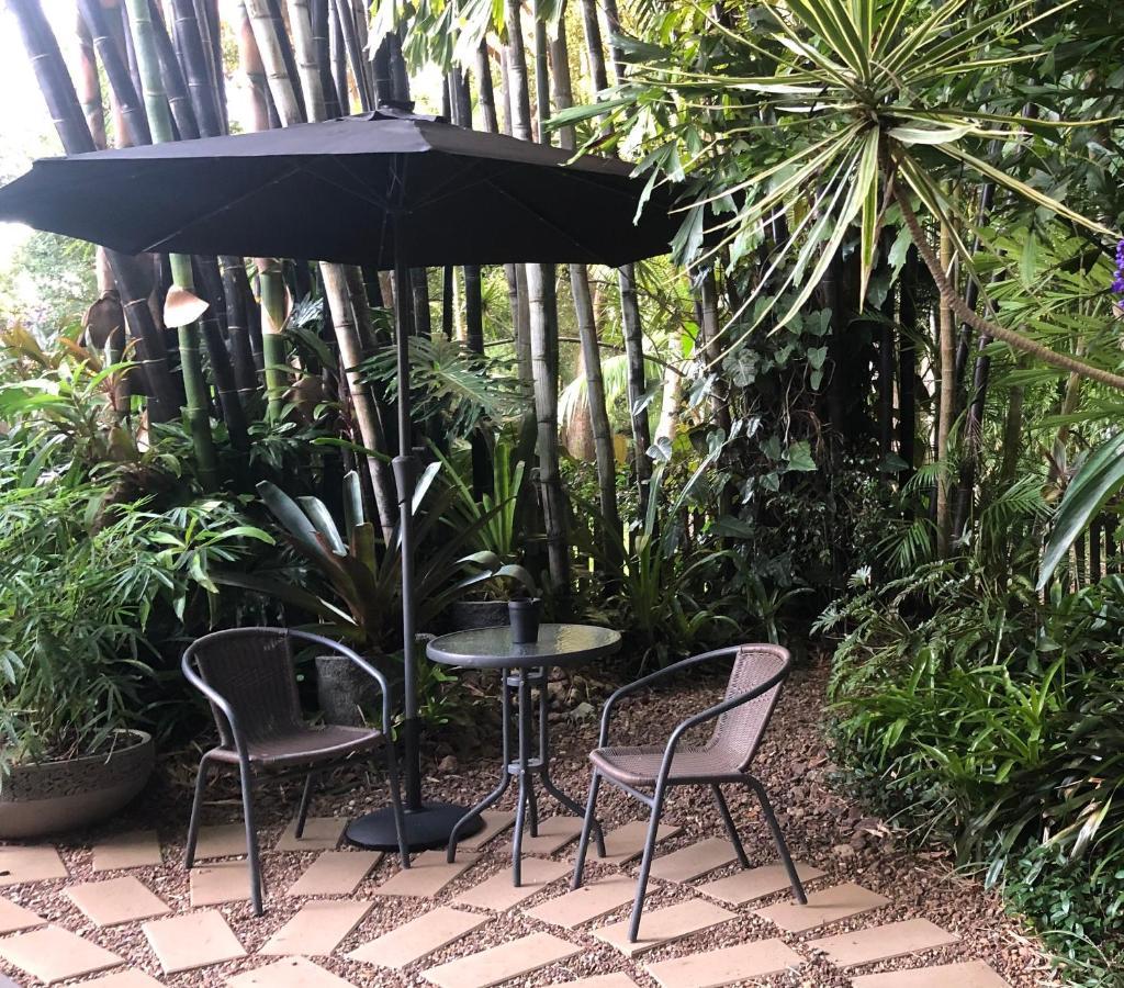 Eden Rest Bed & Breakfast Cooroy Luaran gambar